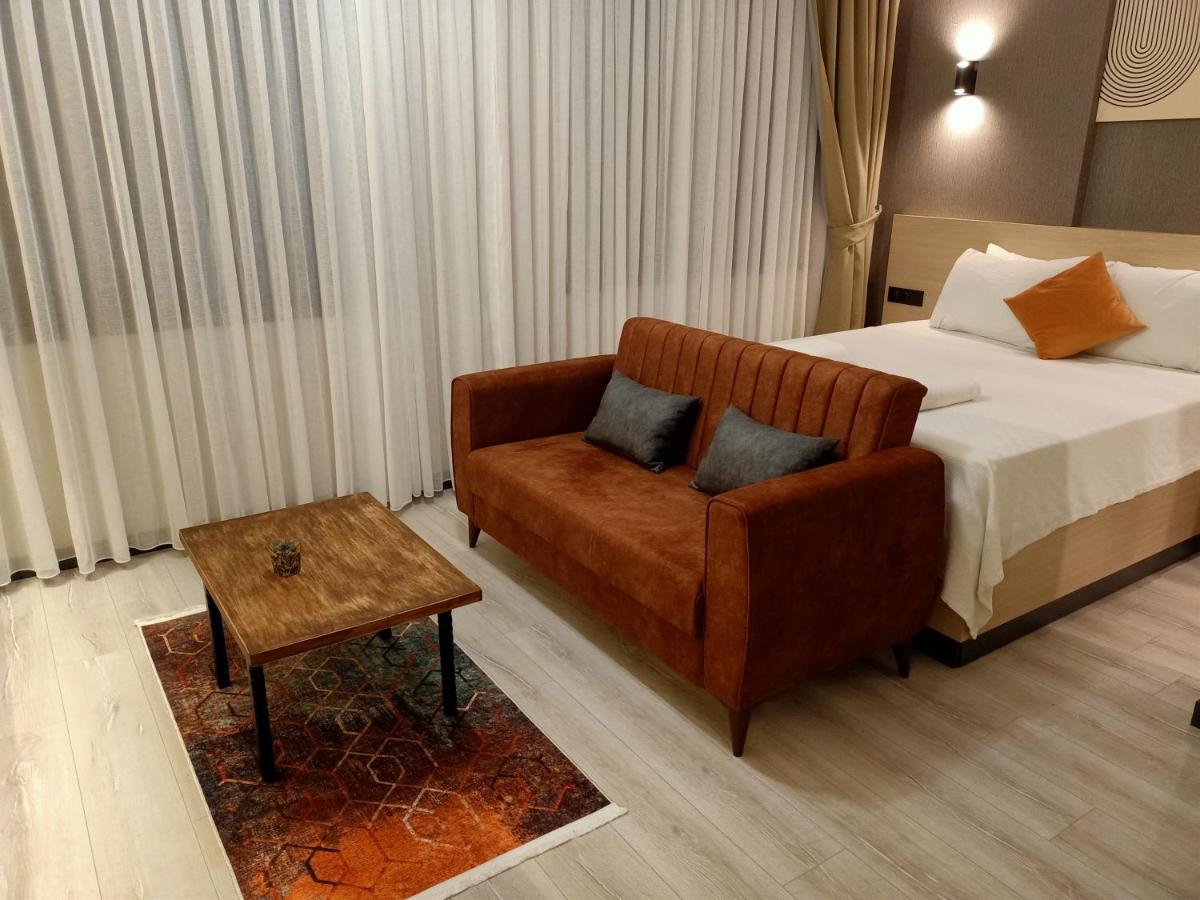 New Falcon Palas Otel Istambul Extérieur photo